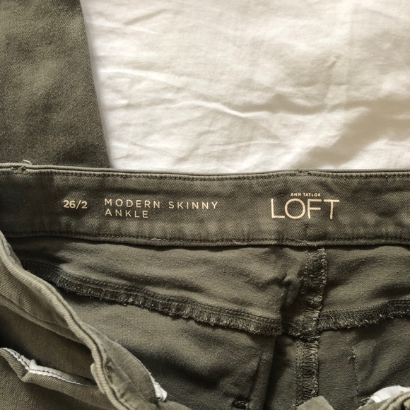 Ann Taylor Loft Modern Skinny Ankle Pants 2/26 - Picture 6 of 7